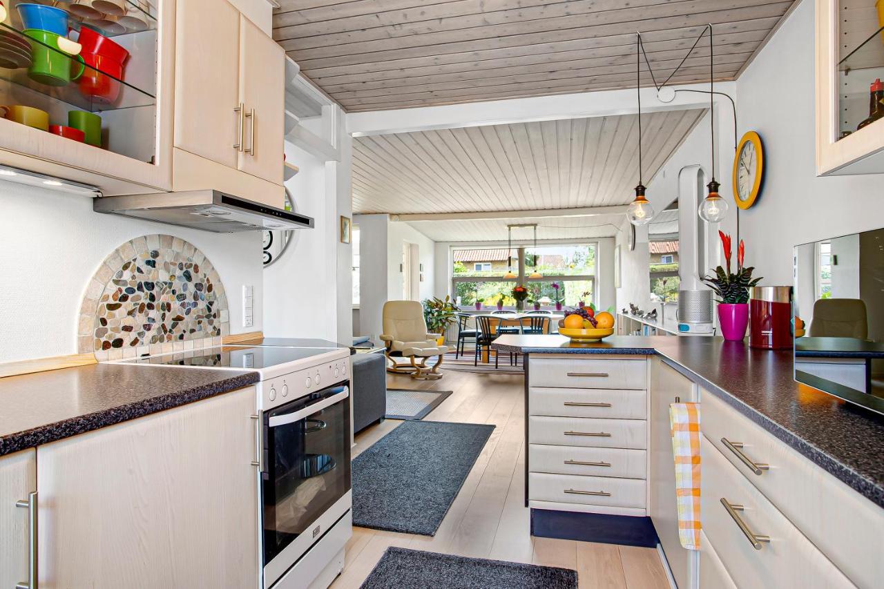 Fredelig Overnatning Ved Sundet Og Norrestrand So Horsens Luaran gambar